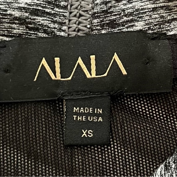 Alala Long Sleeve Hoodie Pullover T-shirt - Size XS - Picture 10 of 10